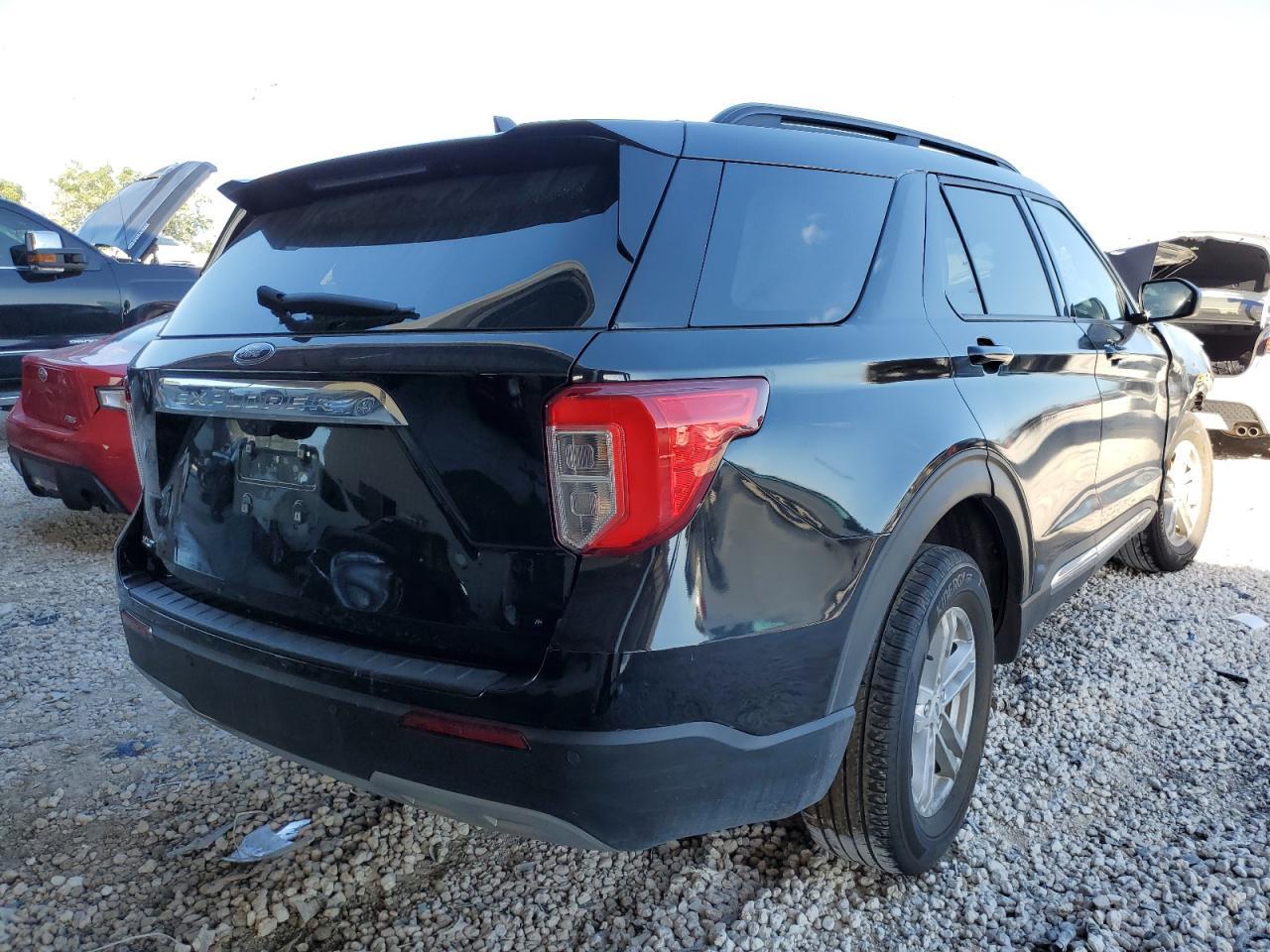 2021 Ford Explorer Xlt - Фото 4