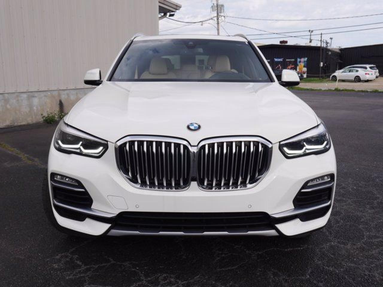 2019 BMW X5 xDrive40I - Image 2