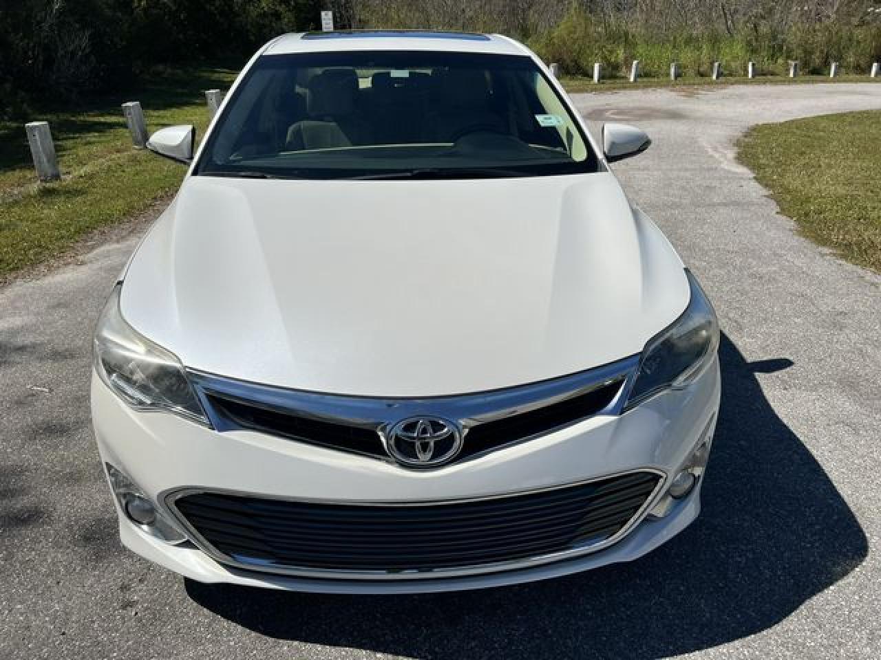 2014 Toyota Avalon Base - Фото 2