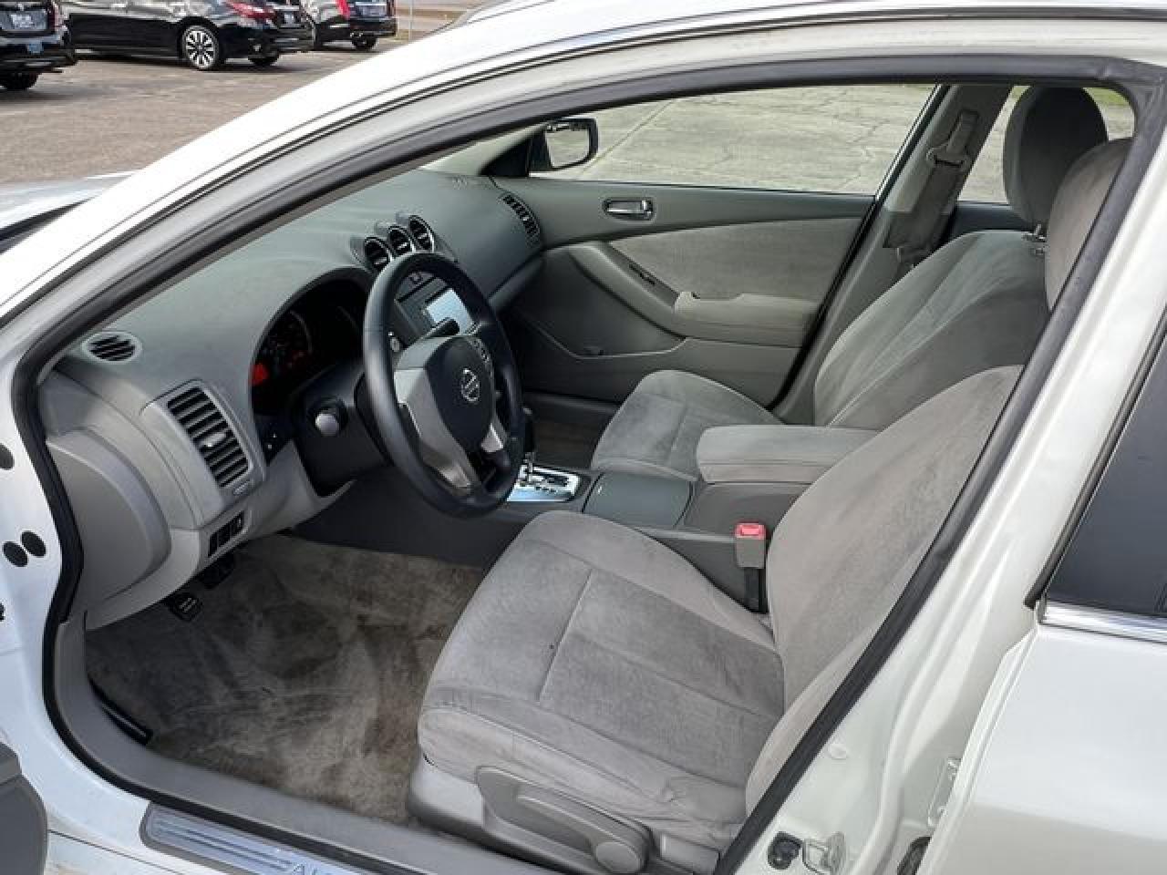 2012 Nissan Altima Base - Фото 6