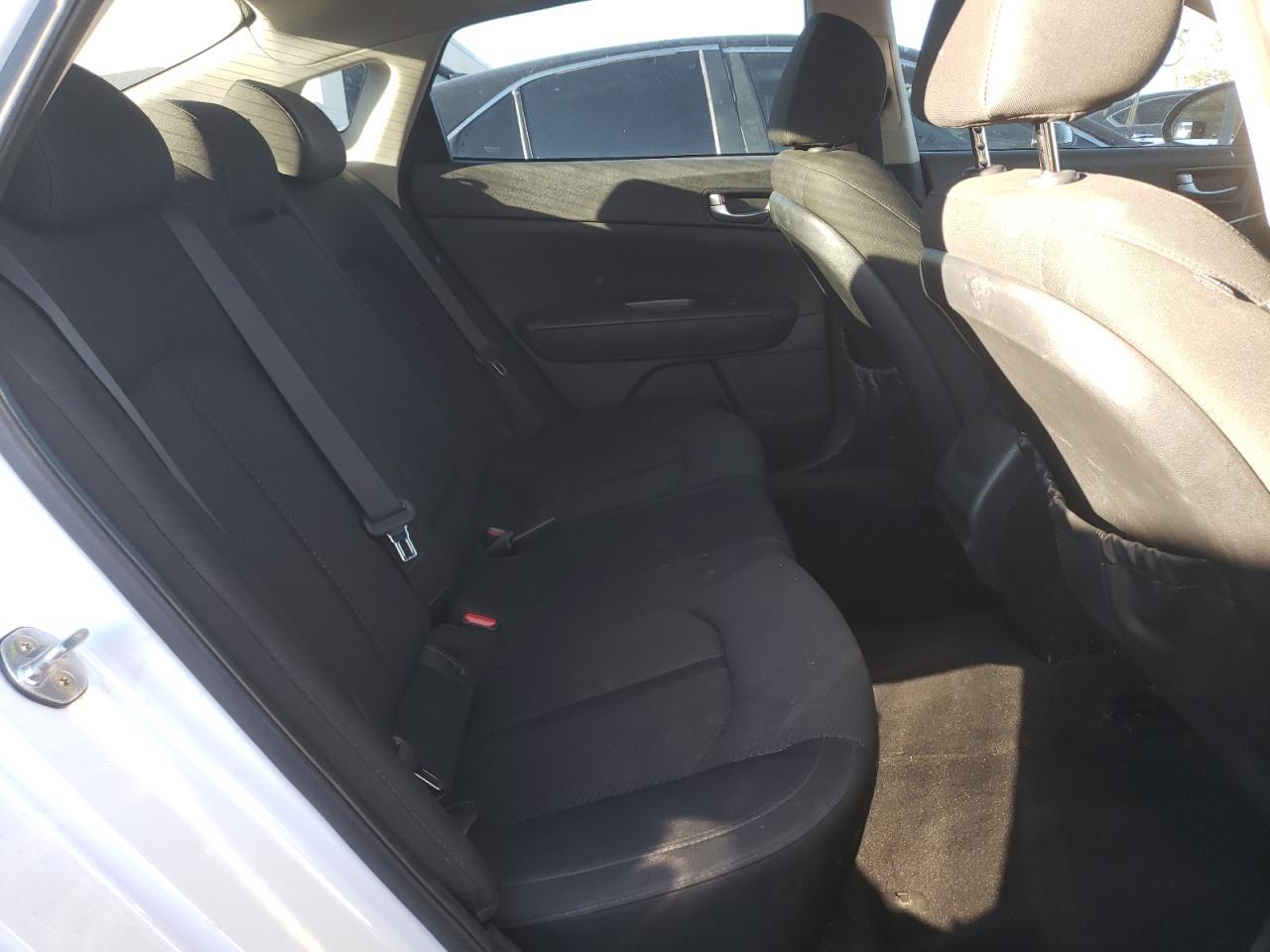 2016 KIA OPTIMA LX - Image 6