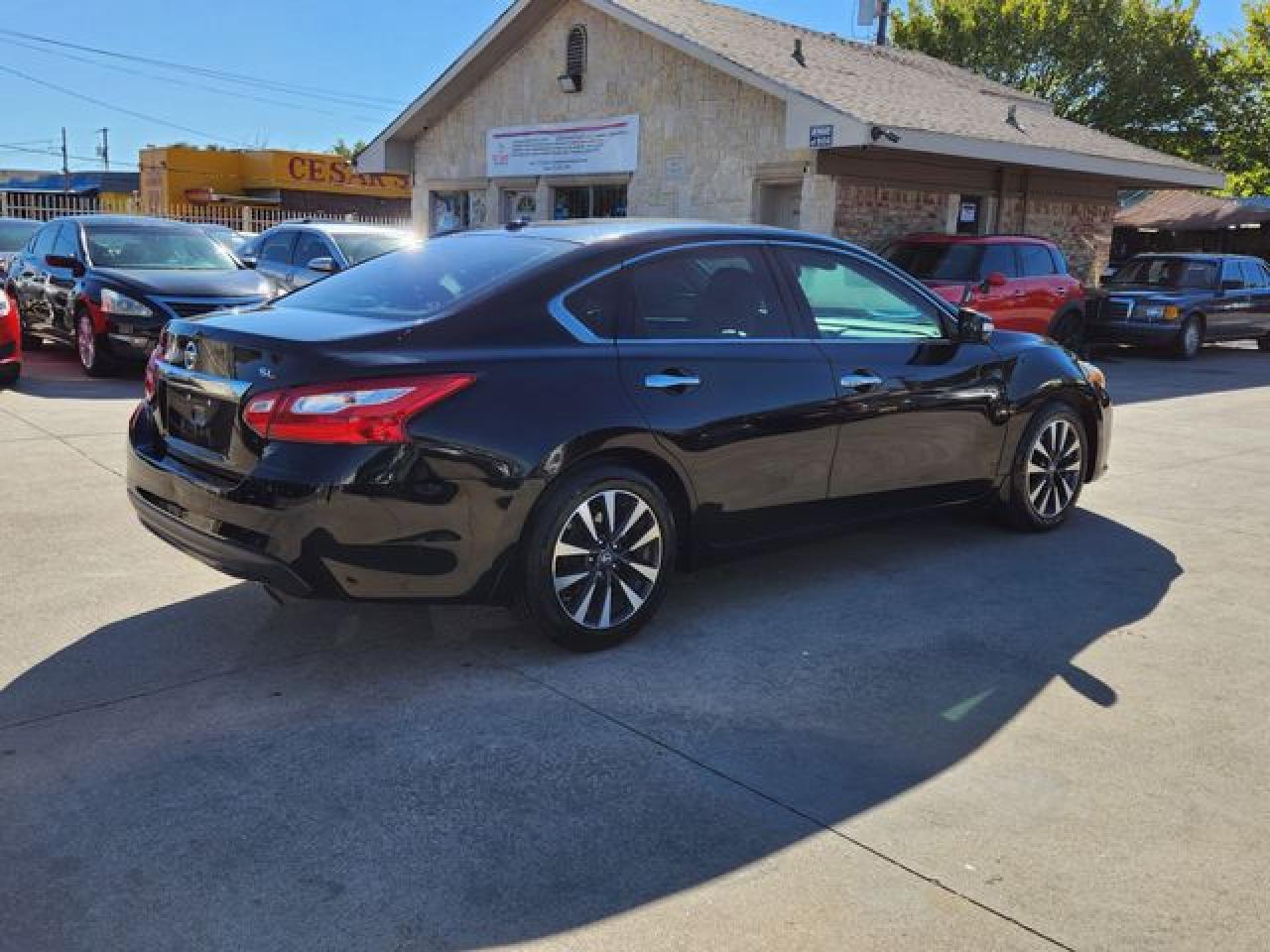 2016 Nissan Altima 2.5 - Image 7