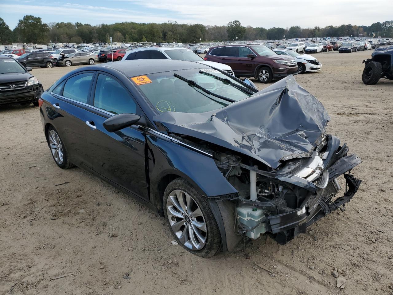 2013 HYUNDAI SONATA SE
