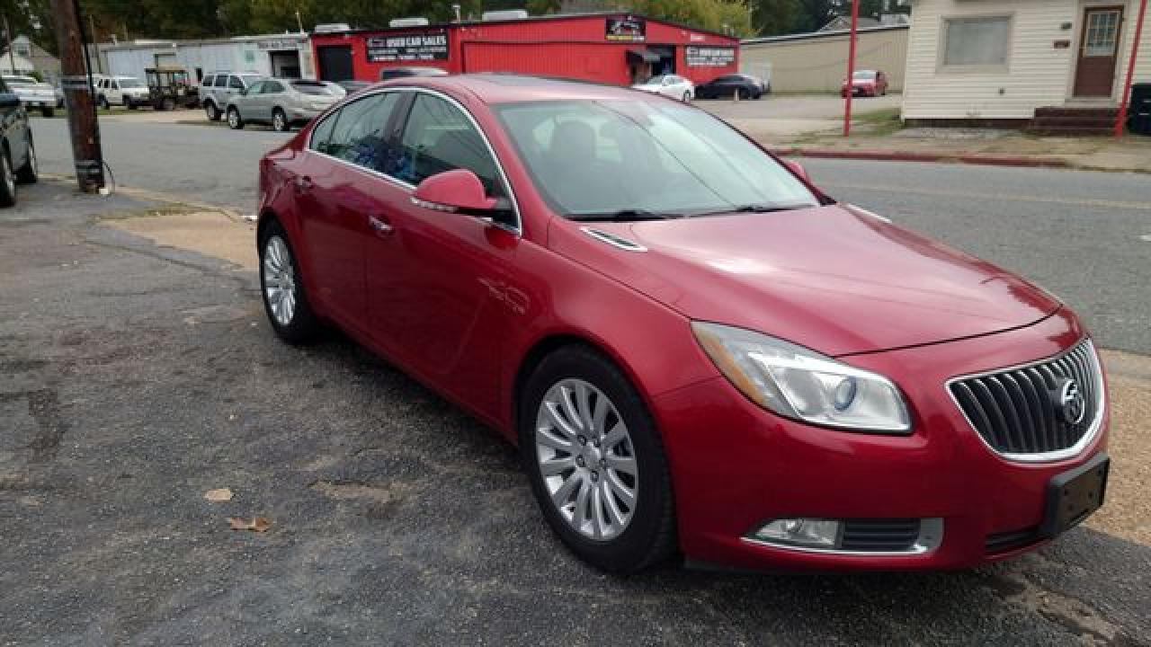 2013 Buick Regal Premium - Image 4