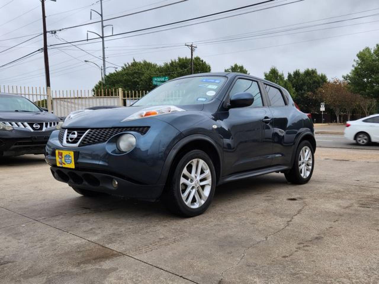 2012 Nissan Juke S - Image 3
