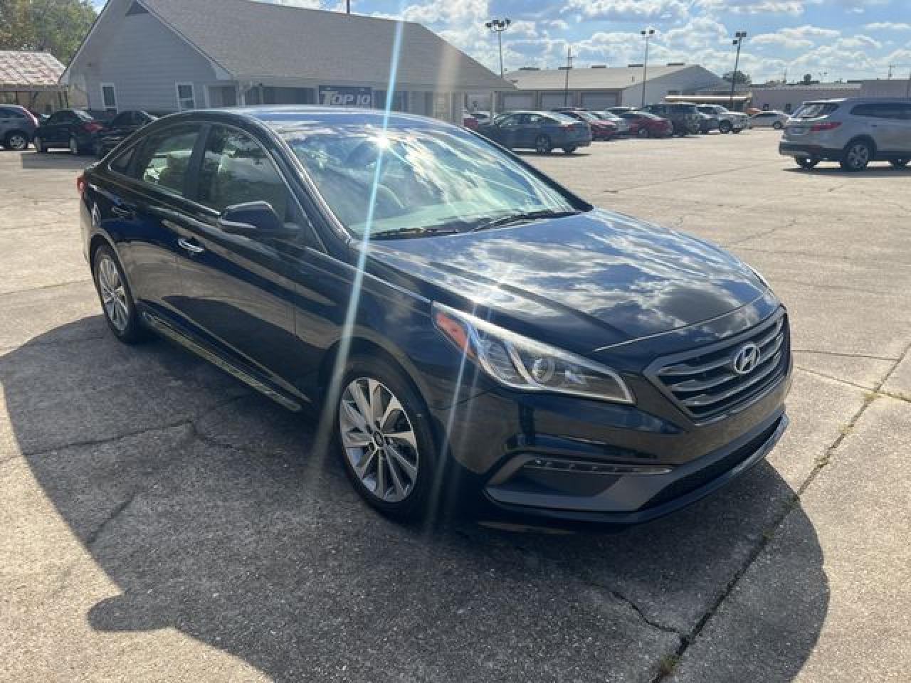 2015 Hyundai Sonata Sport - Image 4