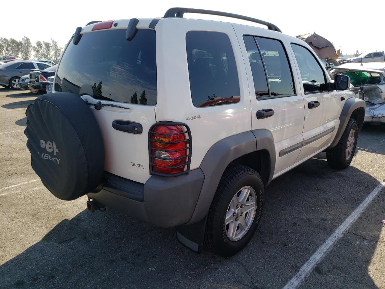 2002 Jeep Liberty Sport - Image 4