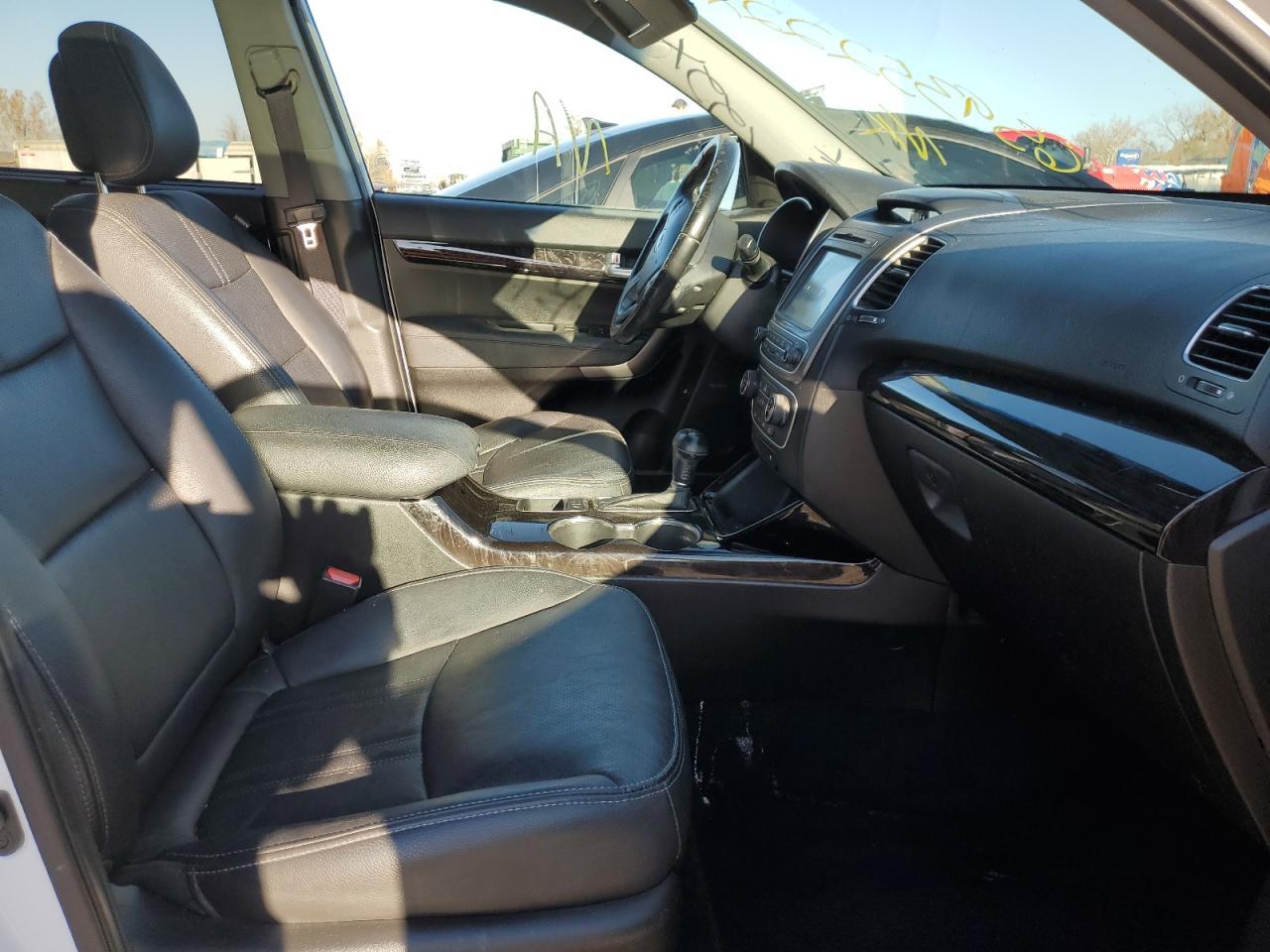 2015 KIA SORENTO SX - Image 5