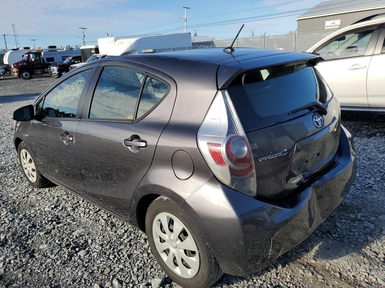 2013 Toyota Prius C - Фото 3