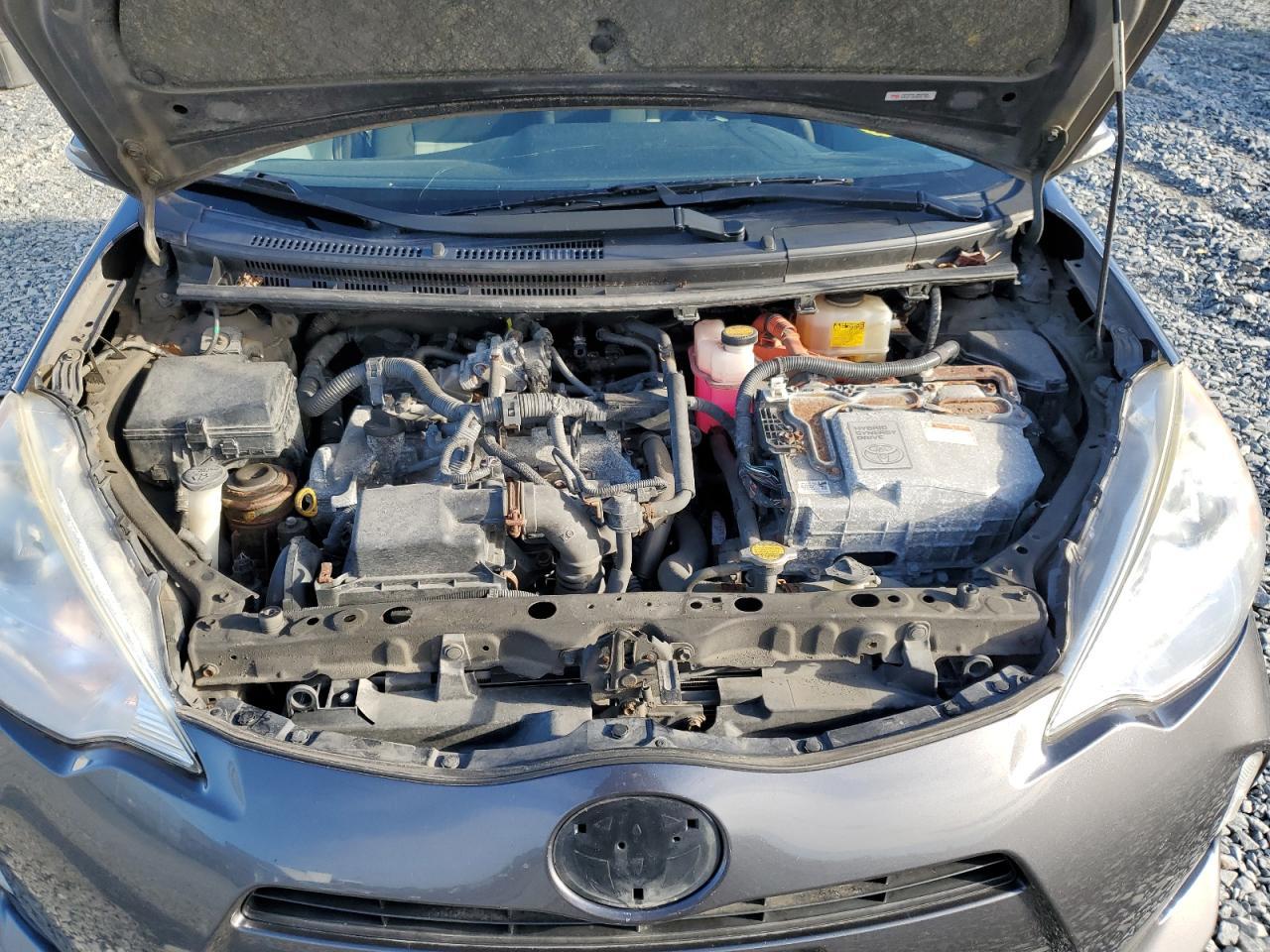 2013 Toyota Prius C - Фото 7