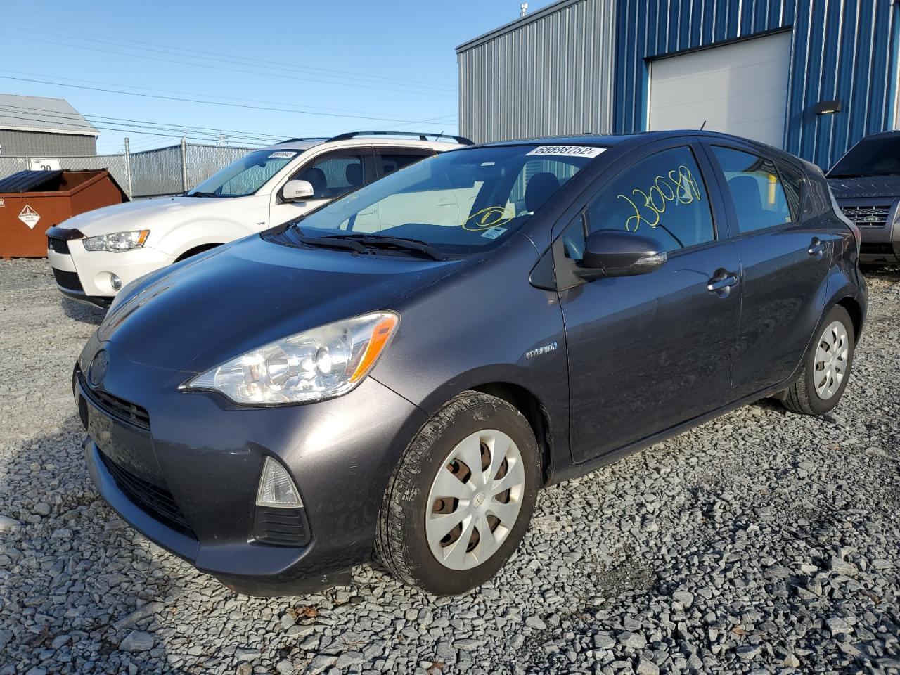 2013 Toyota Prius C - Фото 2