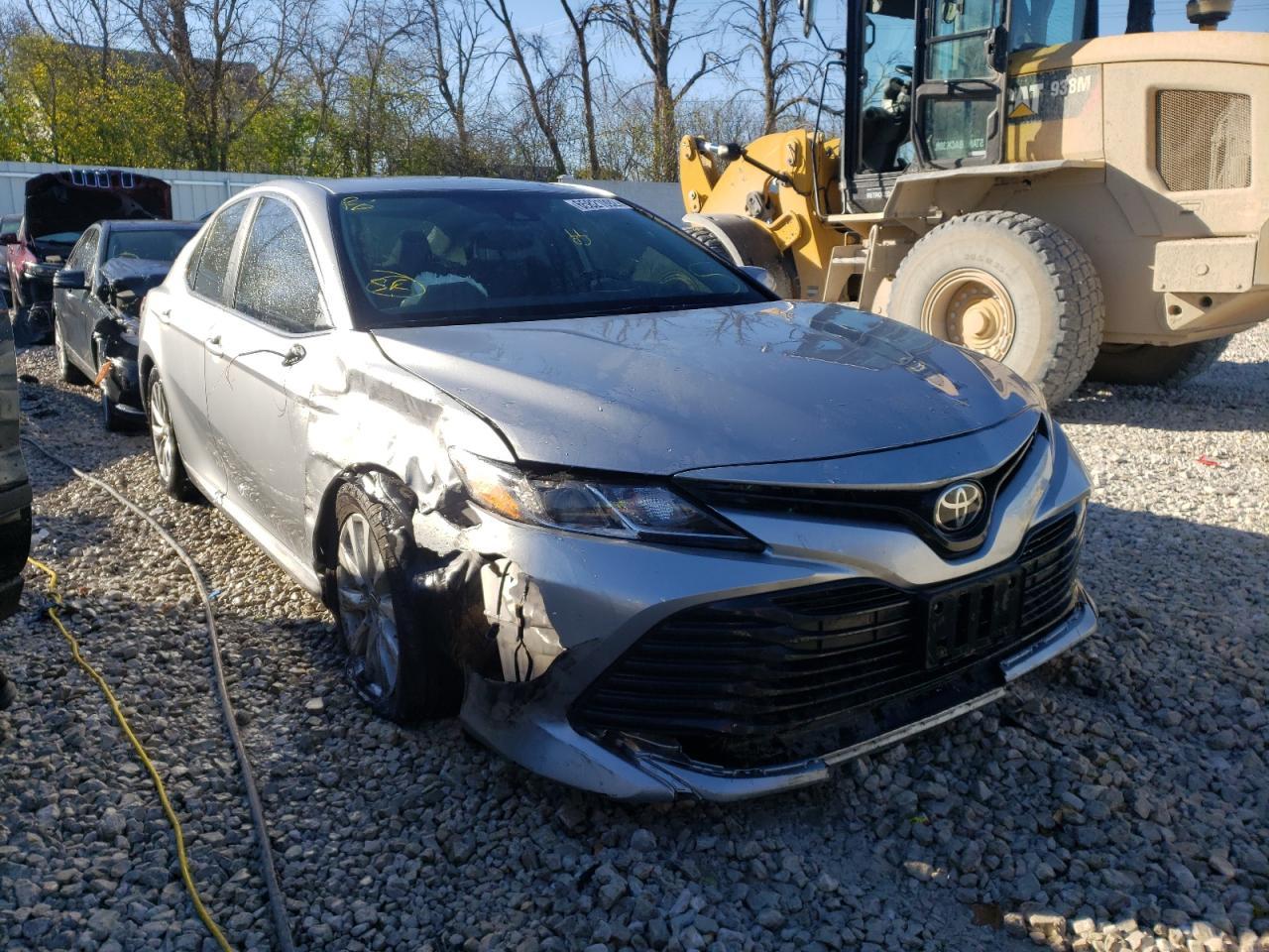 2020 TOYOTA CAMRY LE car image