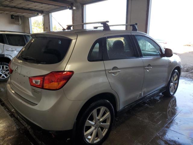 2014 Mitsubishi Outlander Sport Es - Image 4