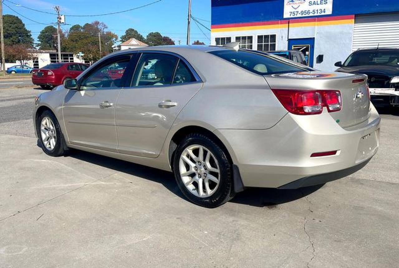 2016 Chevrolet Malibu Limited Lt - Image 3