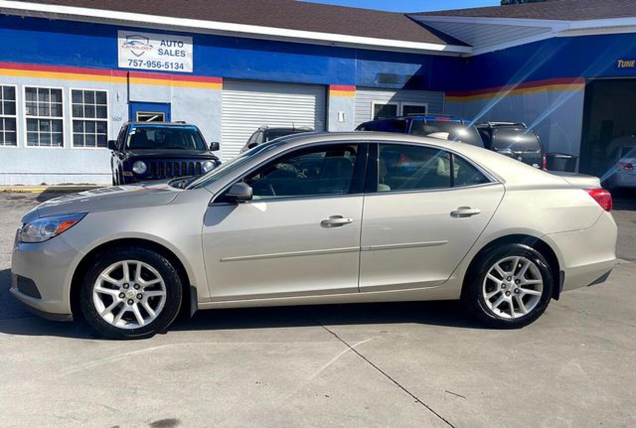 2016 Chevrolet Malibu Limited Lt - Image 2