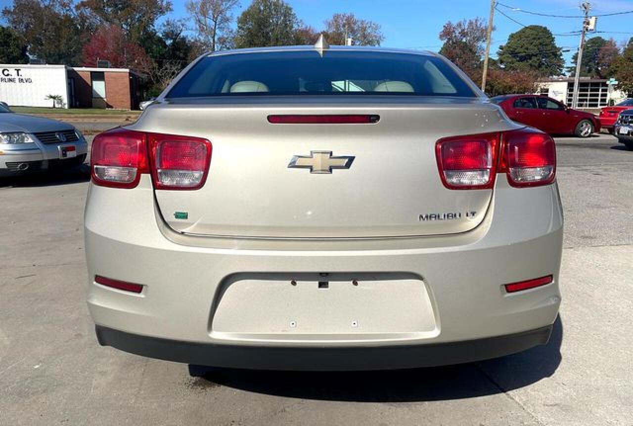 2016 Chevrolet Malibu Limited Lt - Image 4