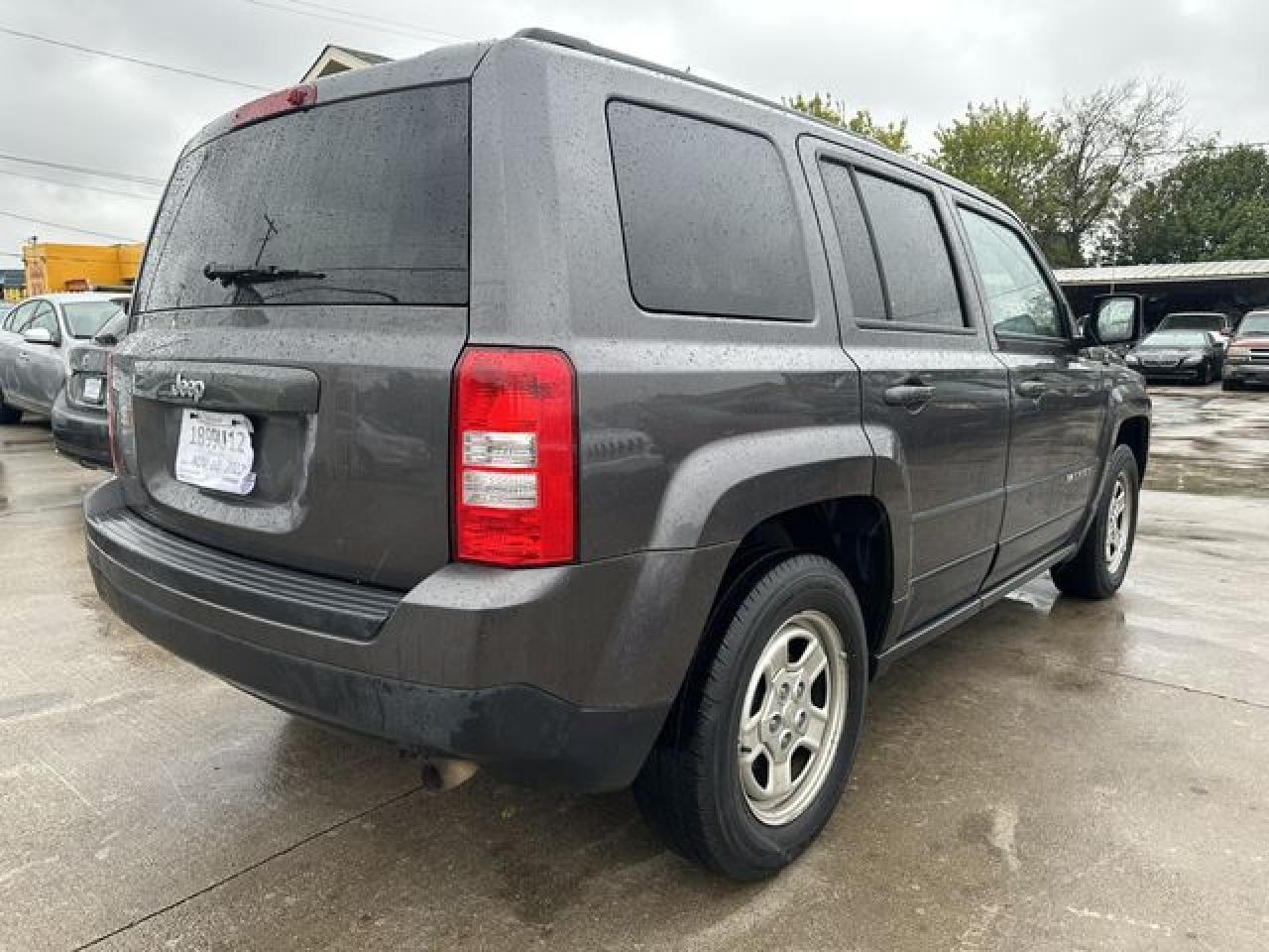 2016 Jeep Patriot Sport - Фото 2