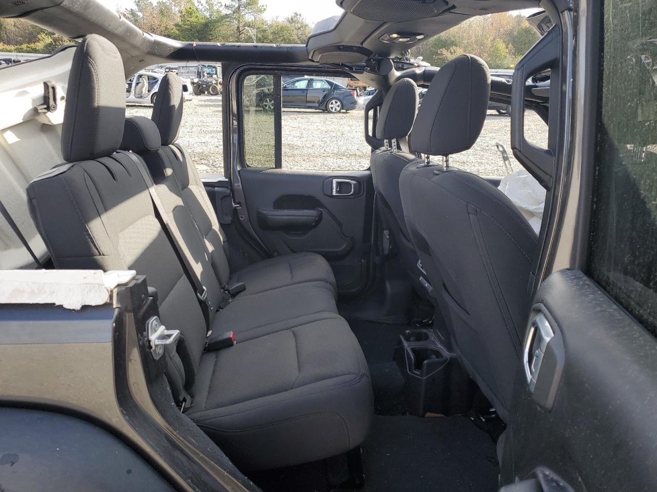 2019 JEEP WRANGLER U - Image 6