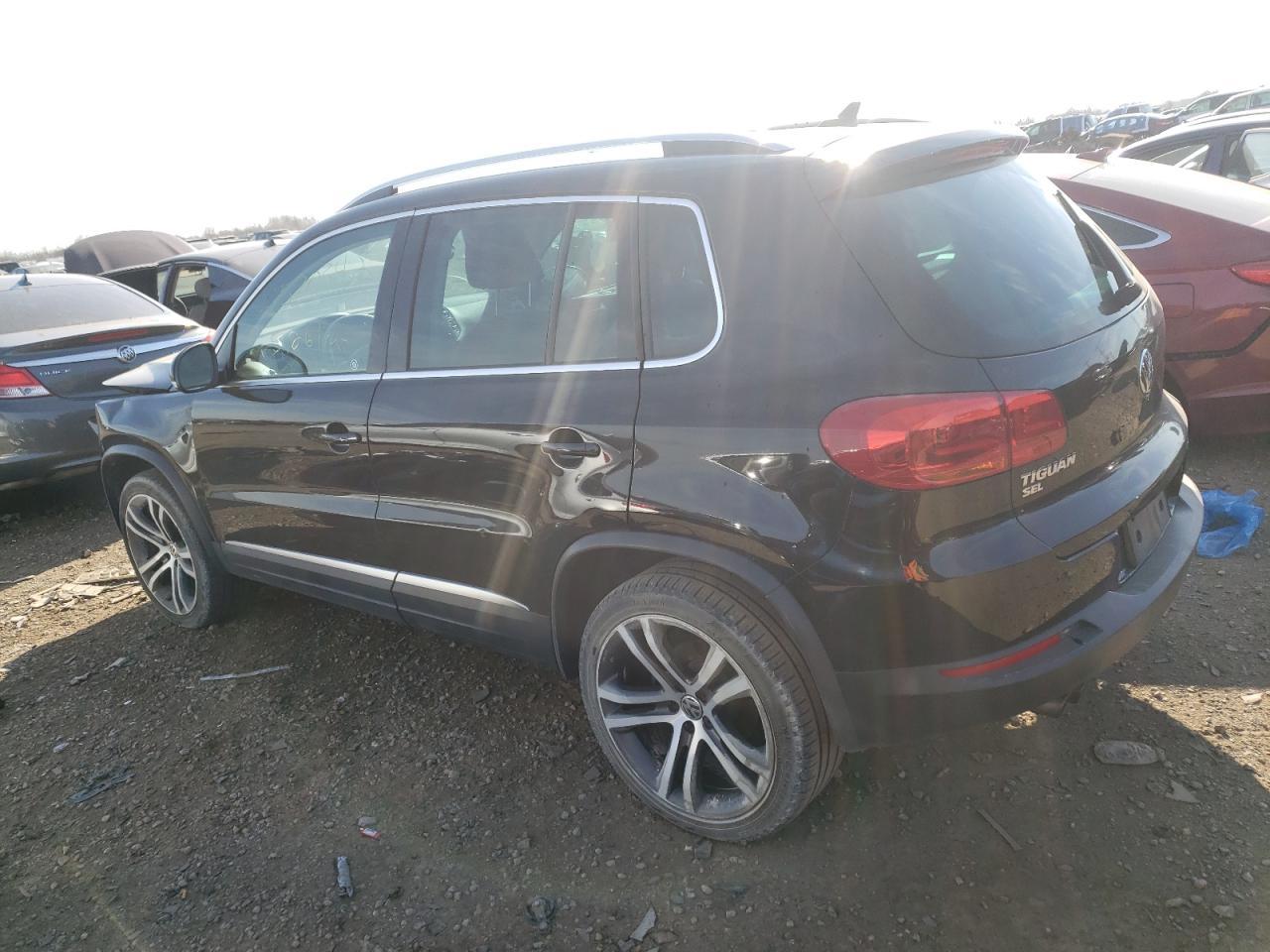 2017 Volkswagen Tiguan Sel - Фото 2