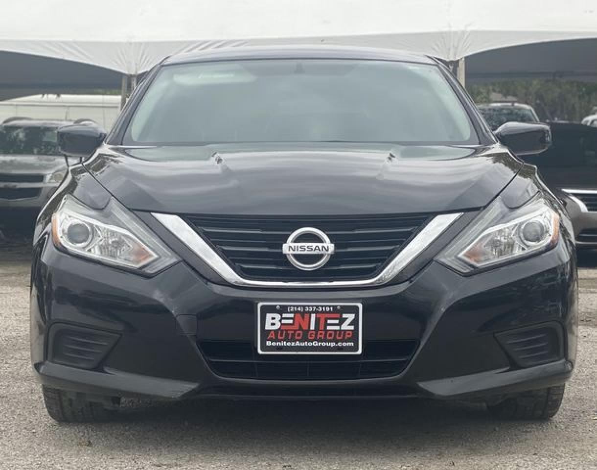 2017 Nissan Altima 2.5 - Image 2