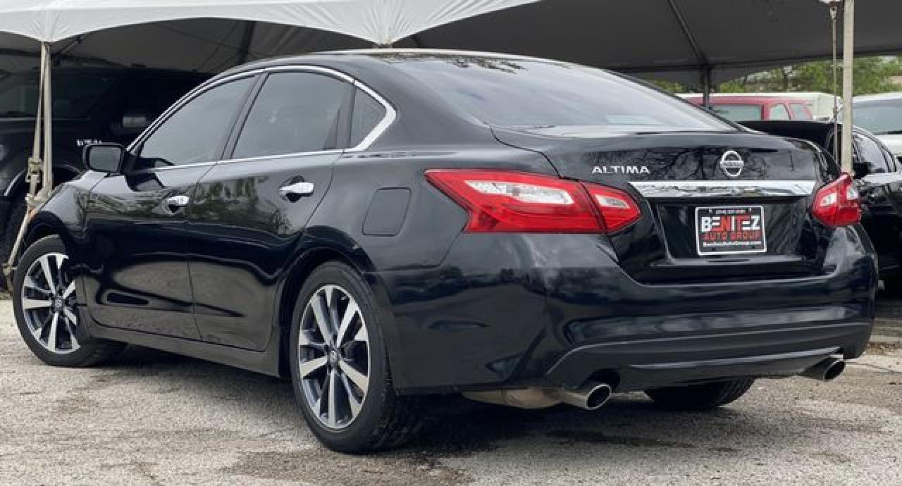 2017 Nissan Altima 2.5 - Image 6