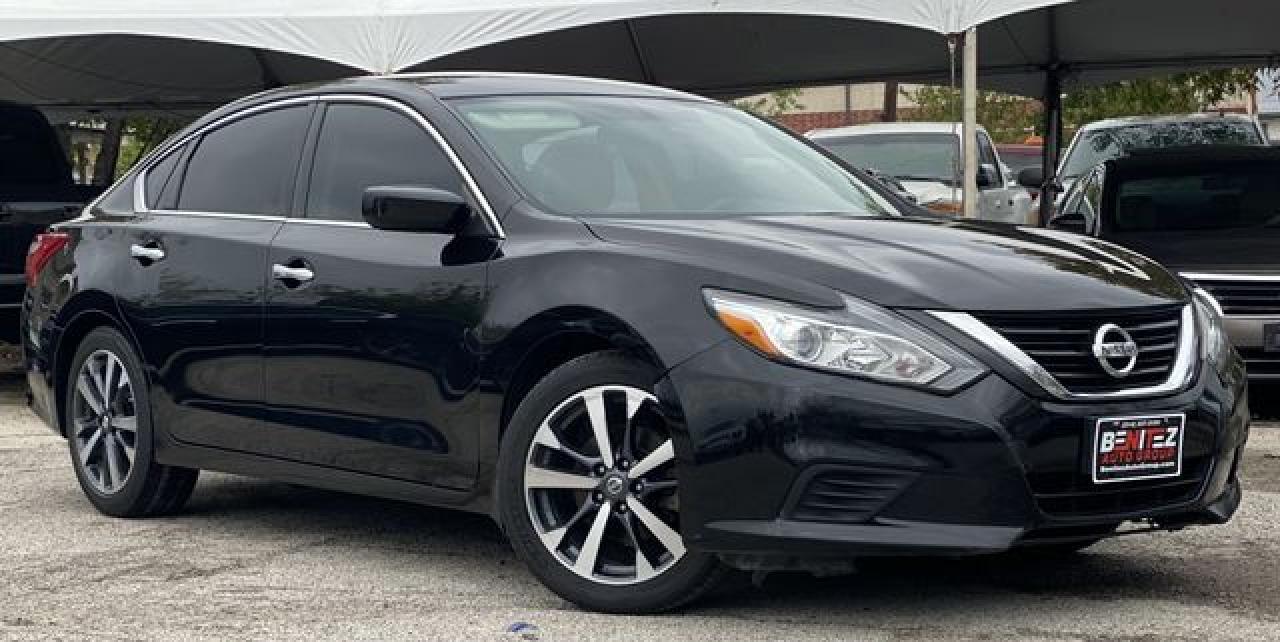 2017 Nissan Altima 2.5 - Image 3