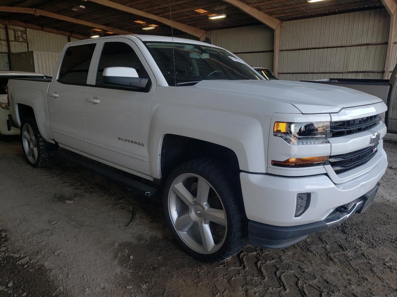 2018 CHEVROLET SILVERADO - Фото 4
