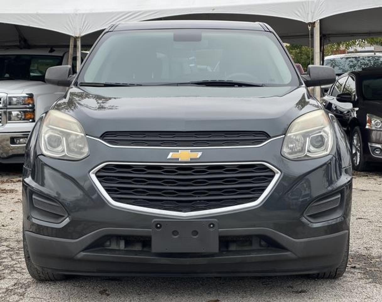 2017 Chevrolet Equinox Ls - Image 2