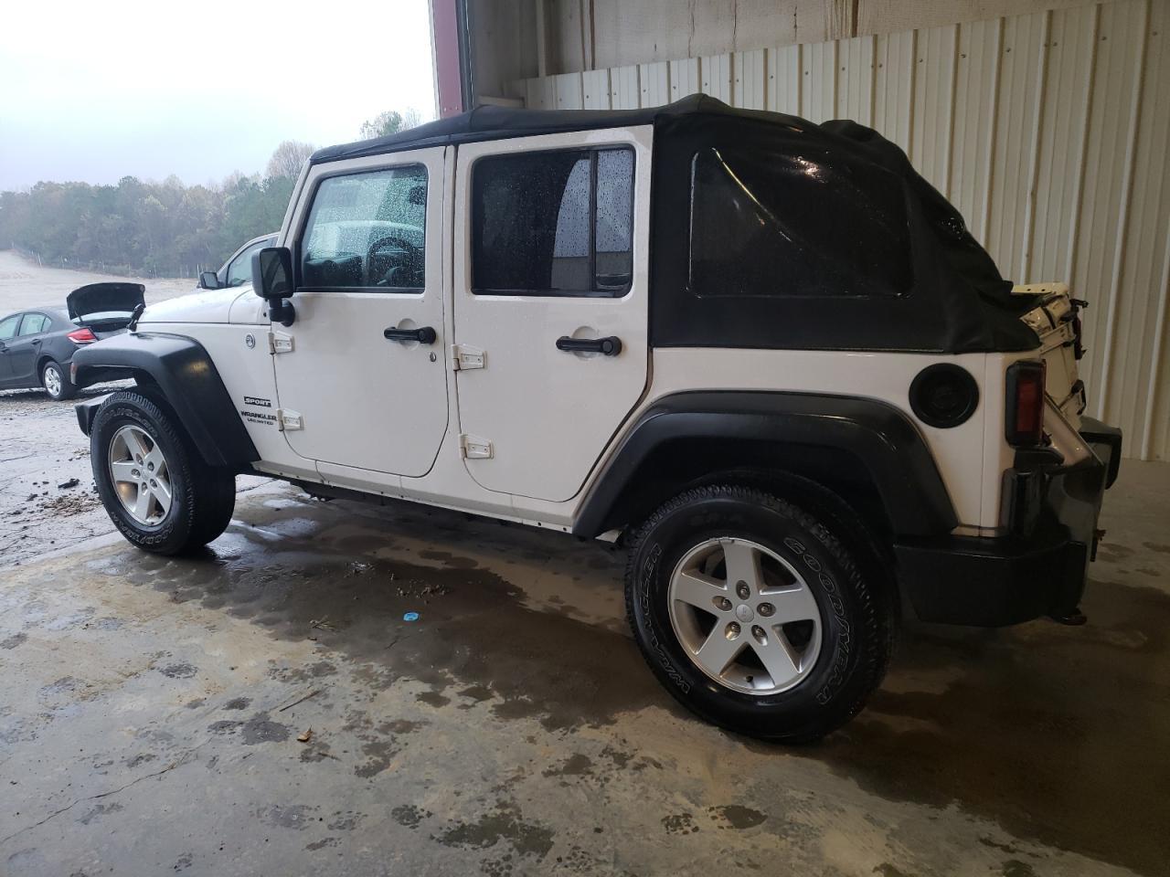 2014 JEEP WRANGLER U - Image 2
