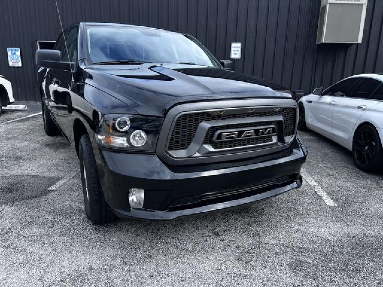 2021 Ram 1500 Classic Slt - Фото 6