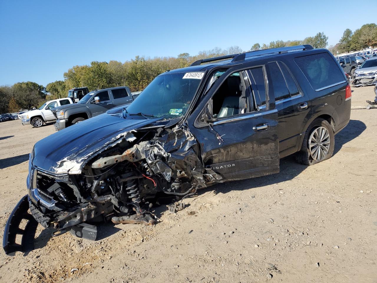 2015 LINCOLN NAVIGATOR car image