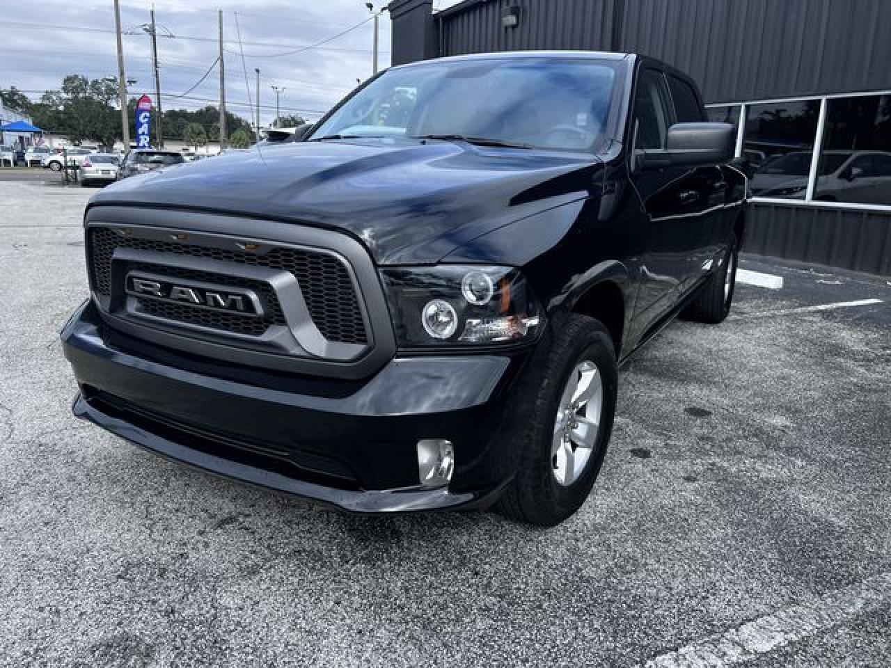 2021 Ram 1500 Classic Slt - Фото 3