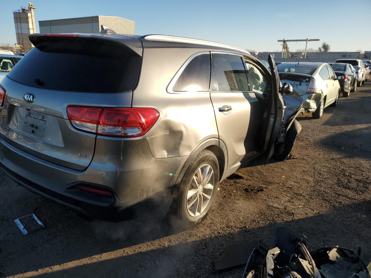 2016 KIA SORENTO LX - Image 3