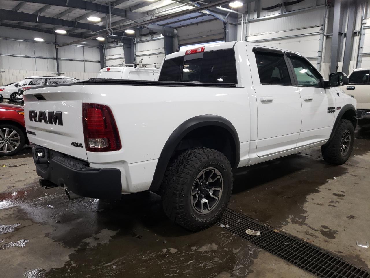 2017 RAM 1500 REBEL - Фото 3