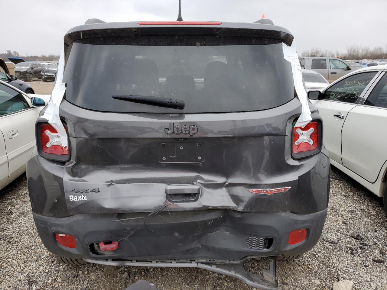 2020 Jeep Renegade Trailhawk - Image 6