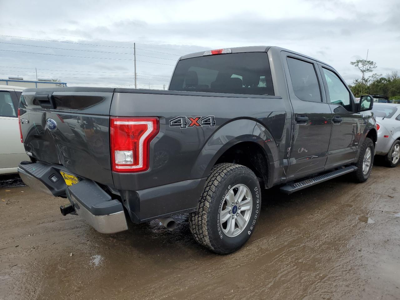 2017 Ford F150 Supercrew - Фото 3