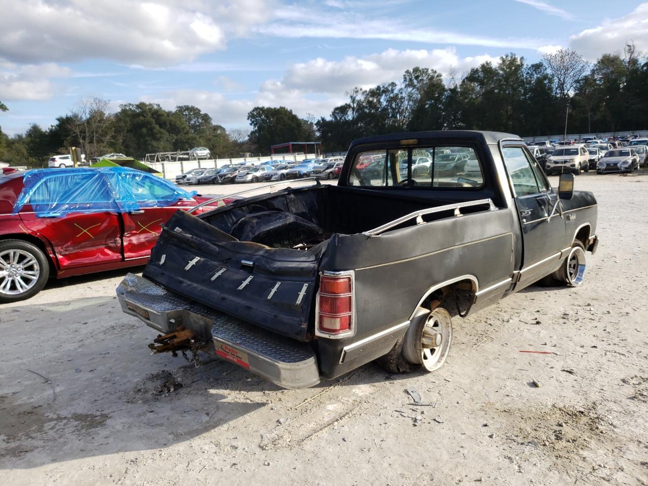1986 Dodge D-Series D150 - Фото 3