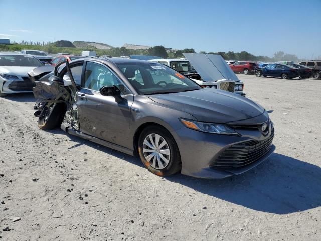 2019 Toyota Camry Le - Image 4