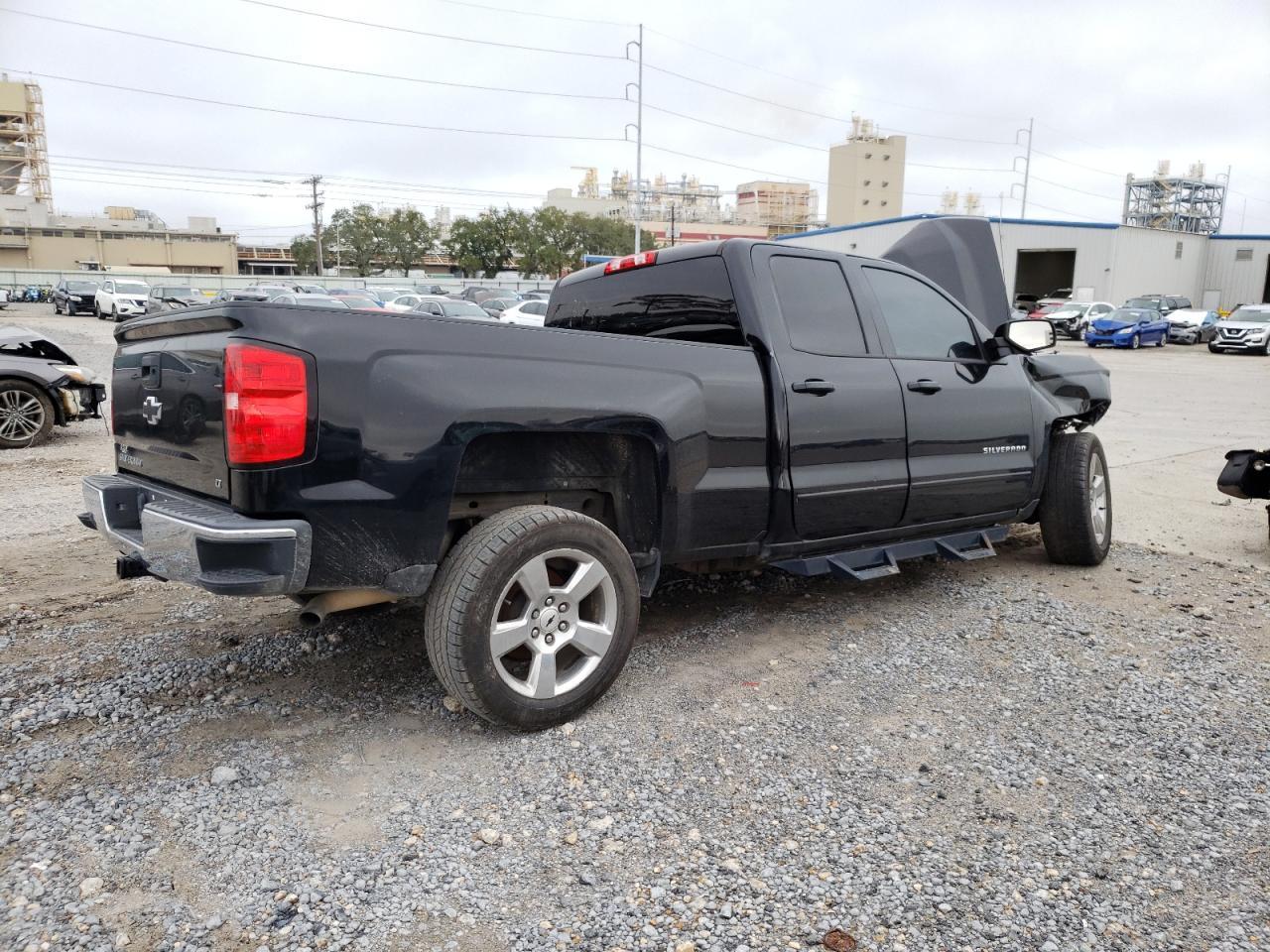 2017 Chevrolet Silverado C1500 Lt - Фото 3