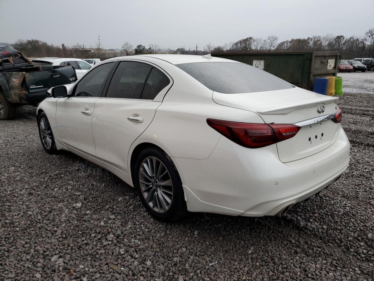2022 INFINITI Q50 LUXE - Image 2