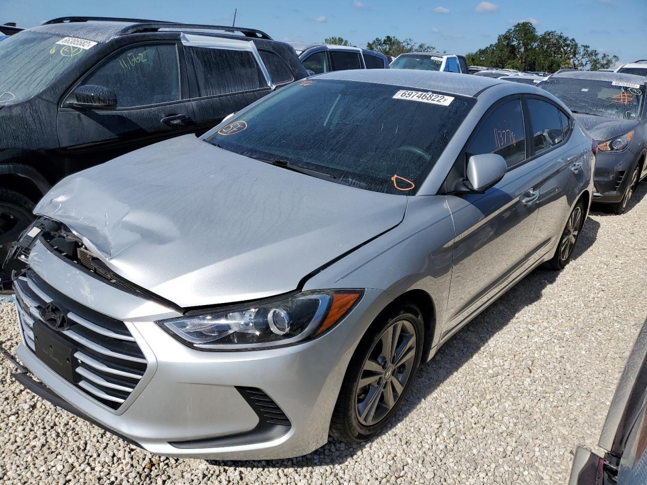 2018 HYUNDAI ELANTRA SE