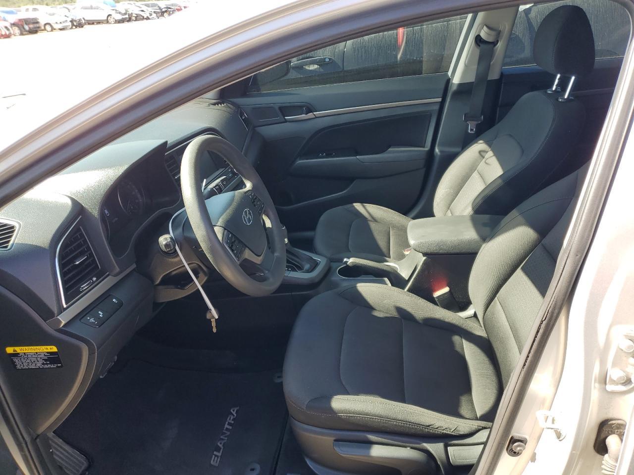 2018 HYUNDAI ELANTRA SE - Фото 7