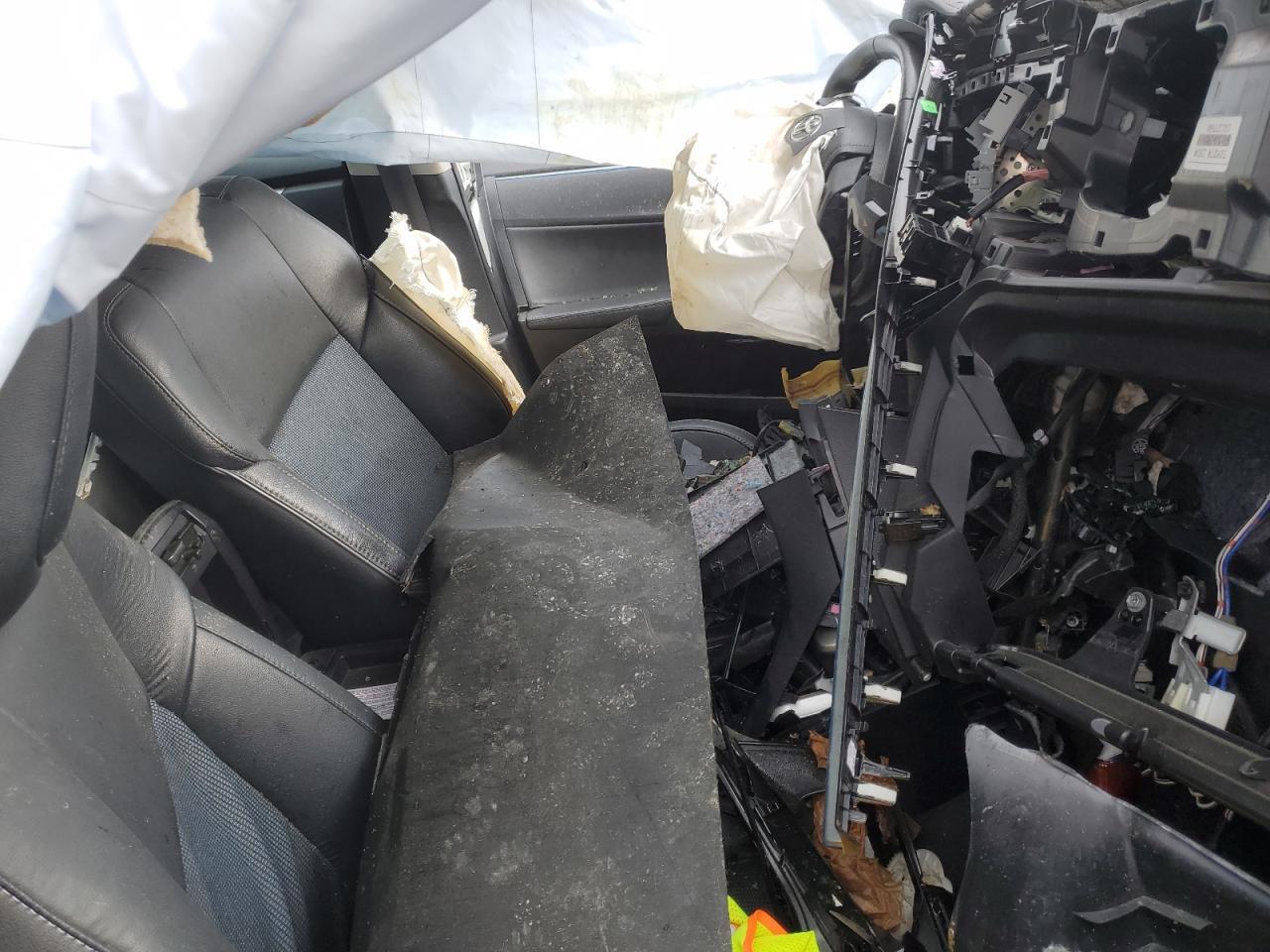 2015 Toyota Corolla L - Фото 7