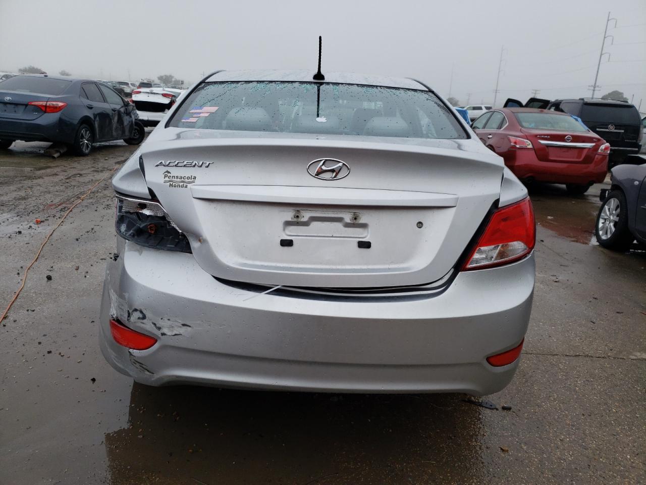 2016 Hyundai Accent Se - Фото 6