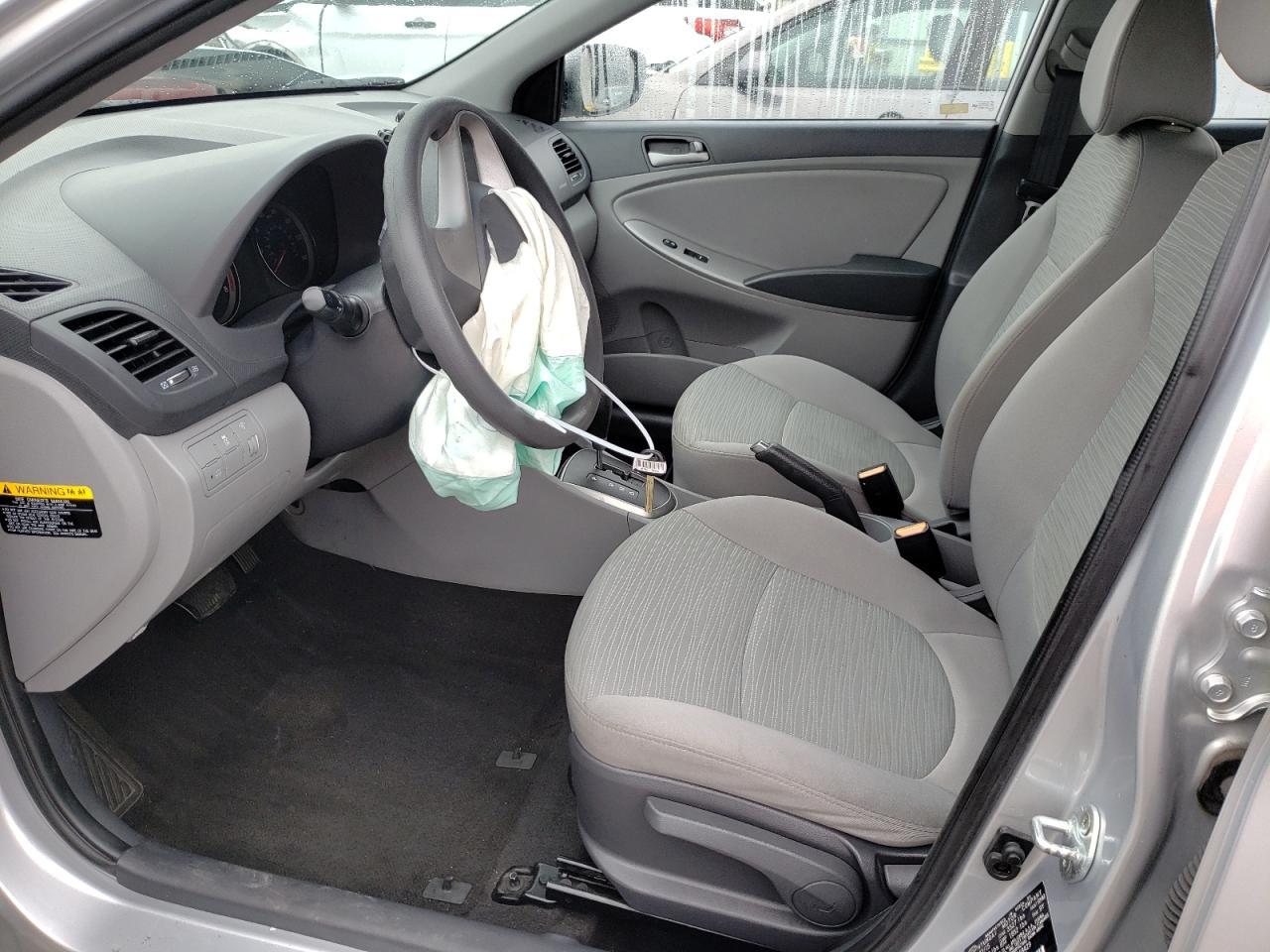 2016 Hyundai Accent Se - Фото 7