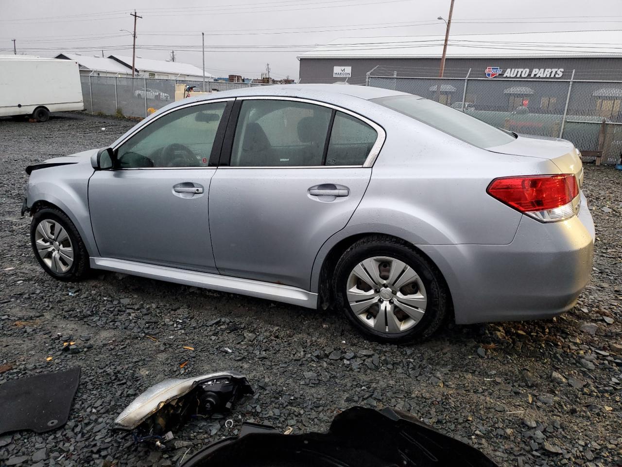 2013 Subaru Legacy 2.5I - Фото 2