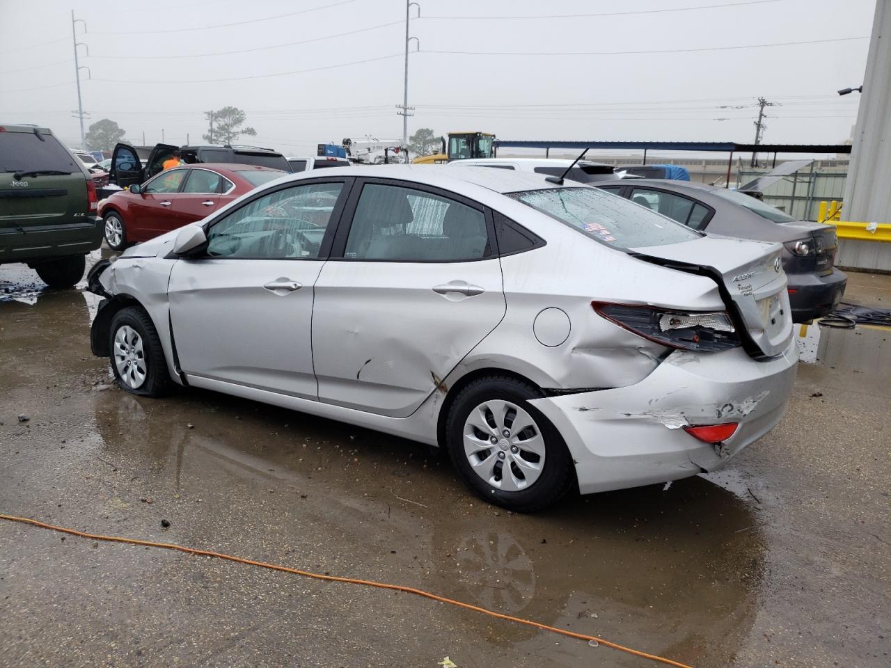 2016 Hyundai Accent Se - Фото 2