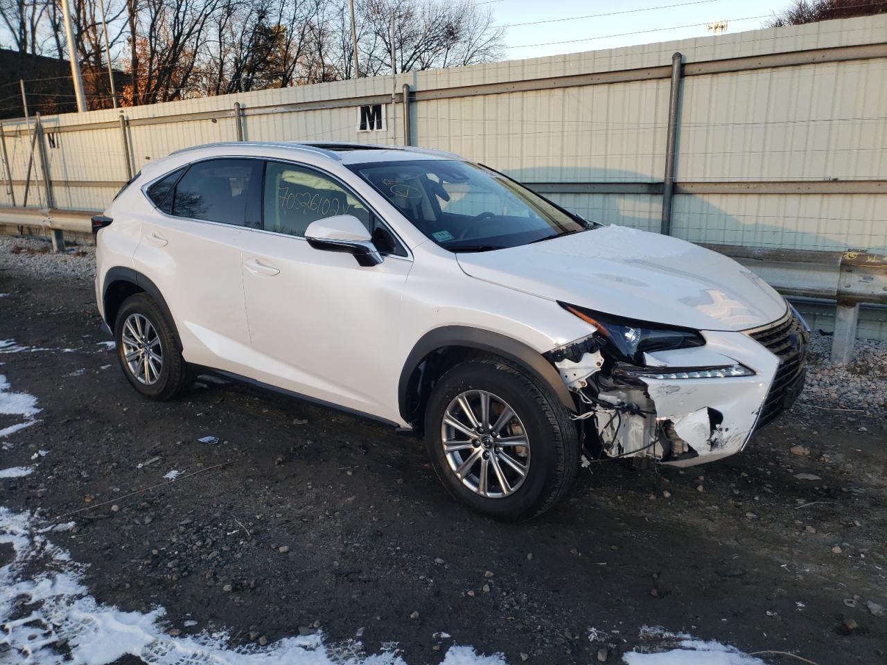 2020 LEXUS NX 300 - Фото 4