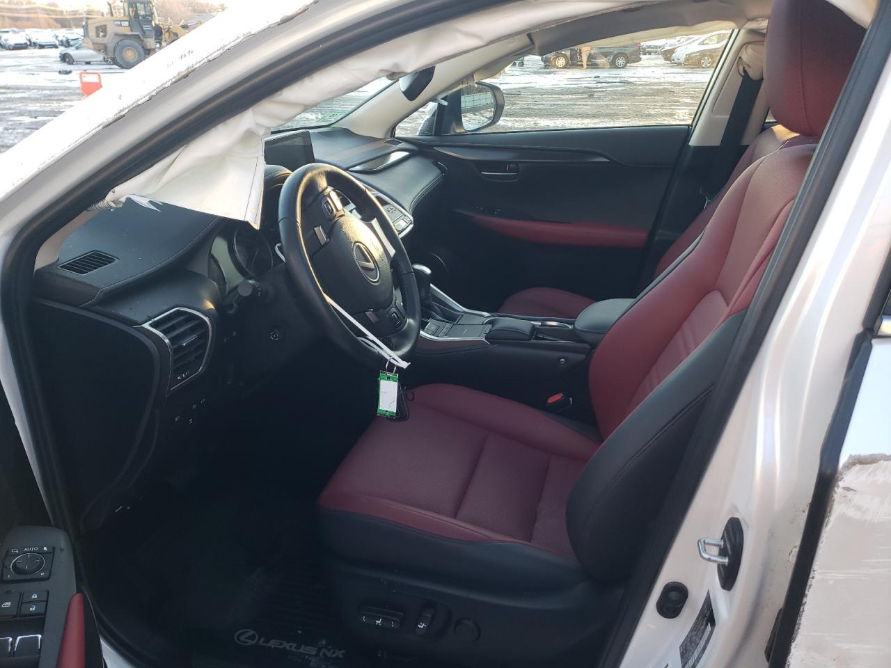 2020 LEXUS NX 300 - Фото 7