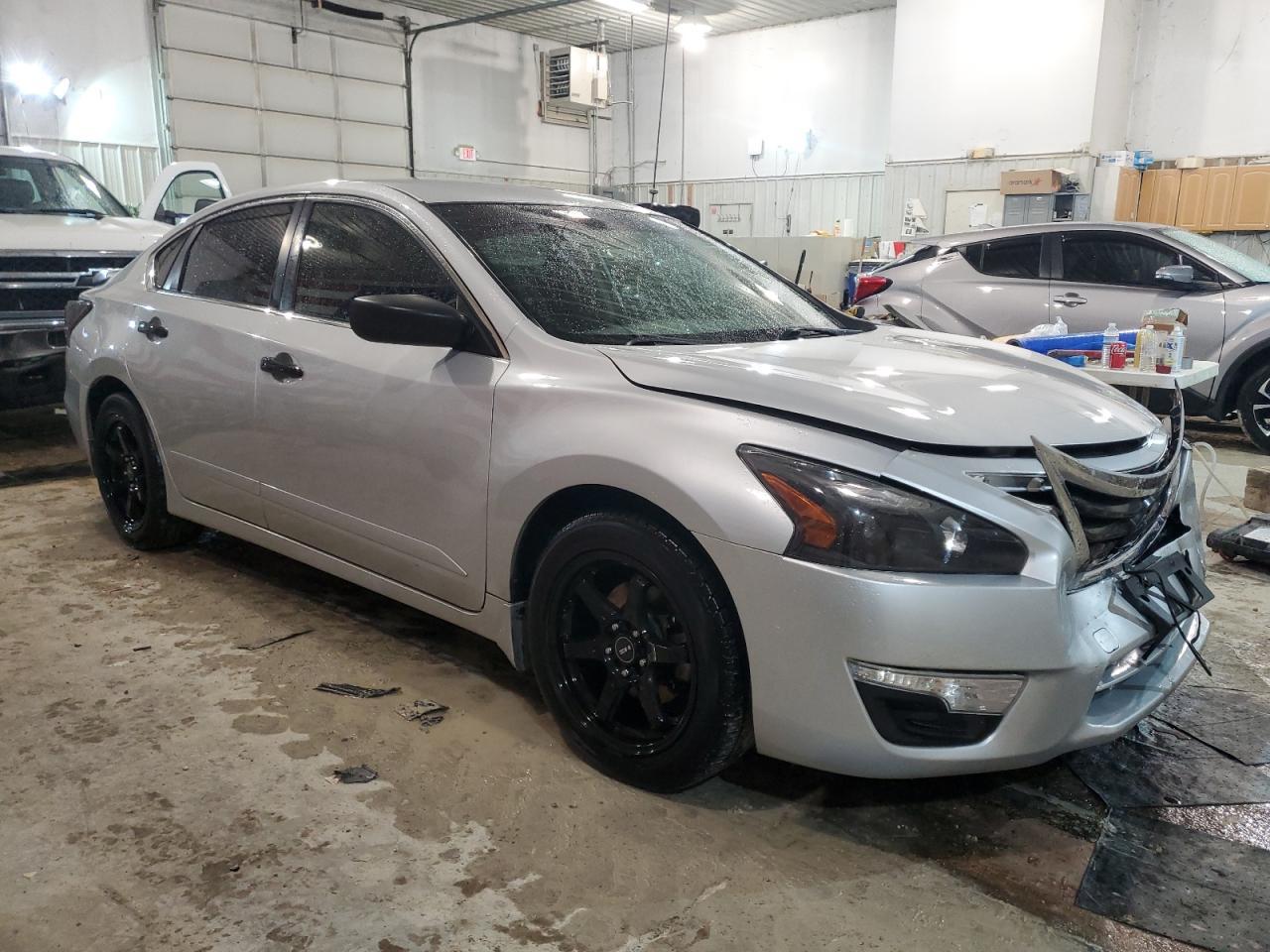 2014 Nissan Altima 2.5 - Фото 4